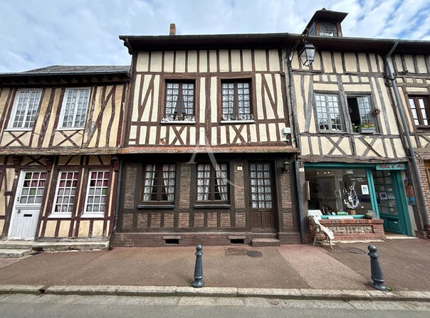 LYONS LA FORET, Normandy 27480