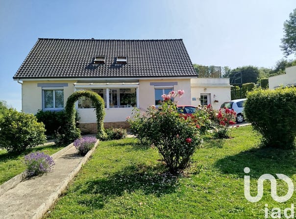 Criel-sur-Mer, Normandy 76910