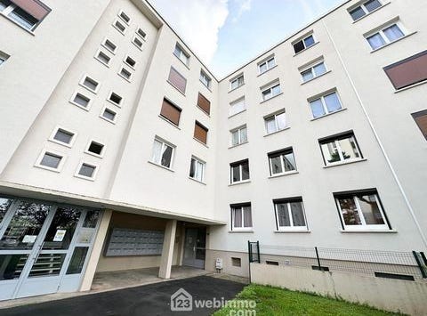 Laon, Picardie 02000