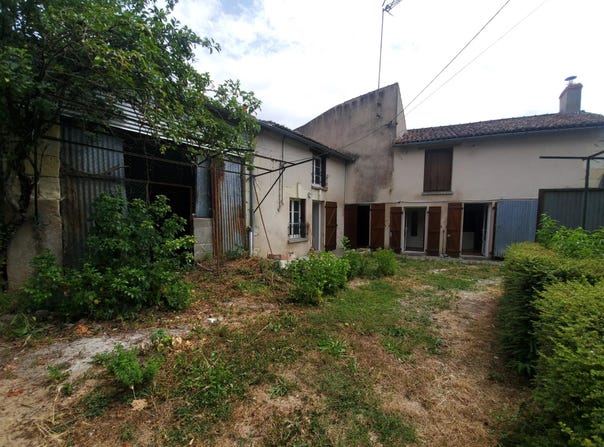 Loudun, Vienne 86200