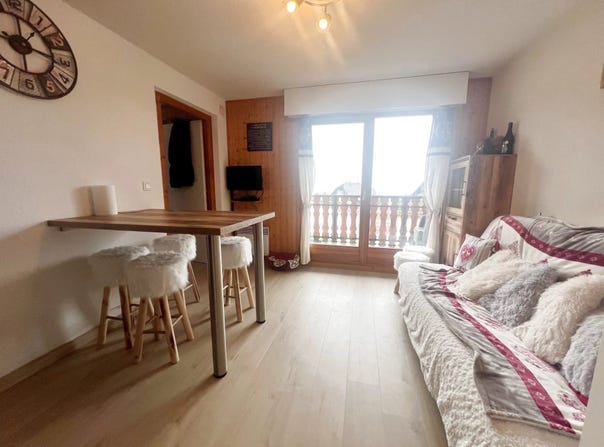 Thollon-les-Mémises, Haute-Savoie 74500
