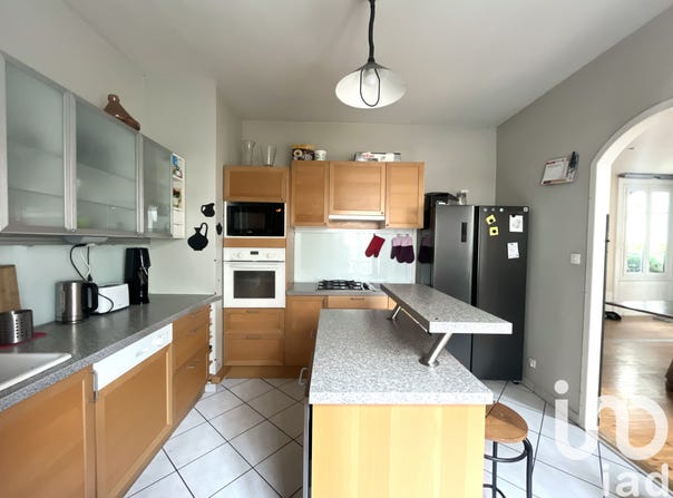 Saint-Étienne, Auvergne-Rhône-Alpes 42000