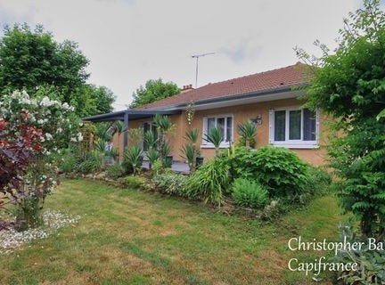 DOMPIERRE SUR BESBRE, Auvergne 03290