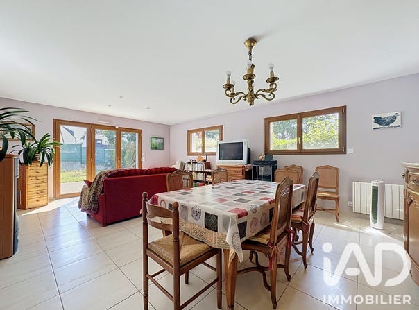 Le Bono, Brittany 56400