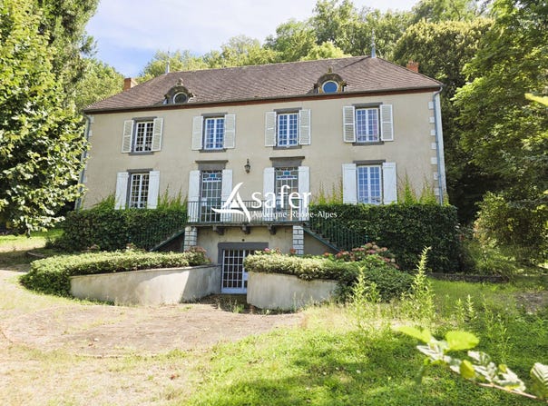 Lezoux, Auvergne 63190