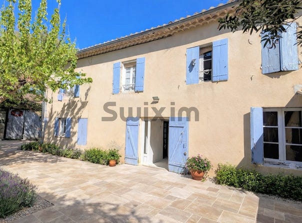 Uzès, Occitanie 30700