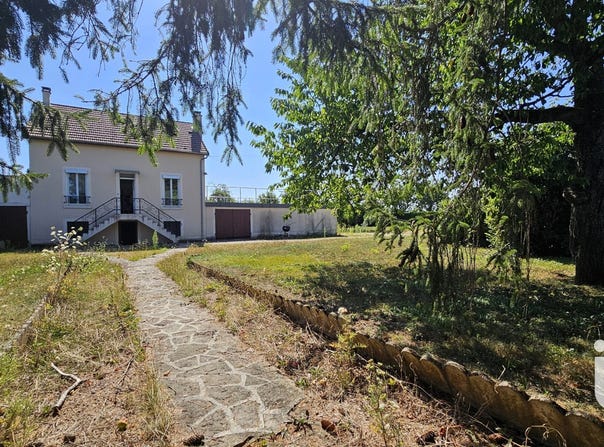 Arnay-le-Duc, Bourgogne-Franche-Comté 21230