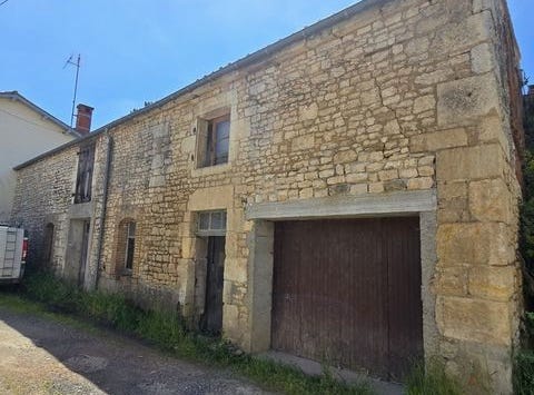 FONTENAY LE COMTE, Pays de la Loire 85200