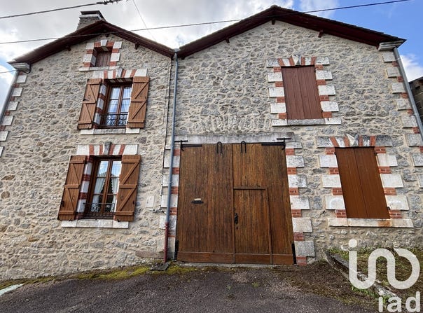 Saint-Saud-Lacoussière, Nouvelle-Aquitaine 24470