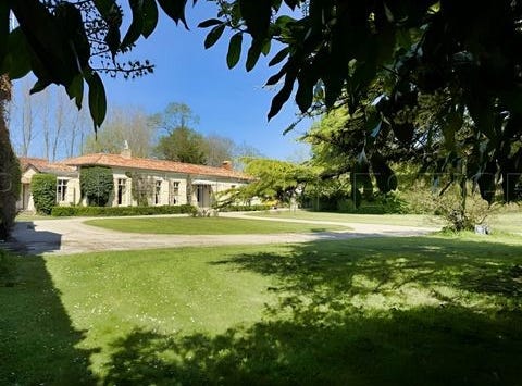 Surgeres, Poitou-Charentes 17700