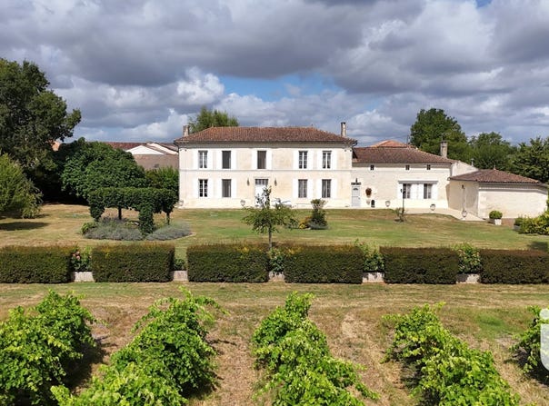 Pons, Nouvelle-Aquitaine 17800