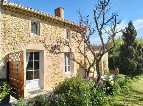 VENDAYS MONTALIVET, Aquitaine 33930