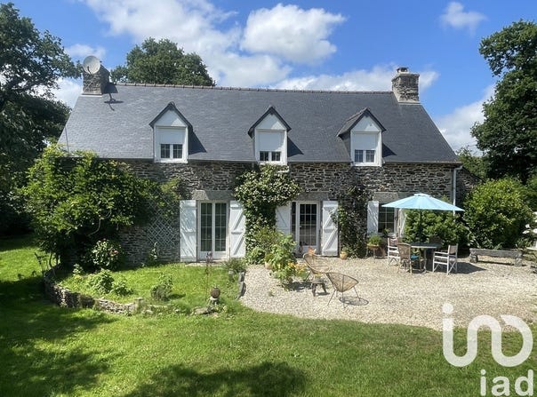 Le Mené, Brittany 22330