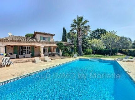 Plan-de-la-Tour, Provence-Alpes-Côte d'Azur 83120