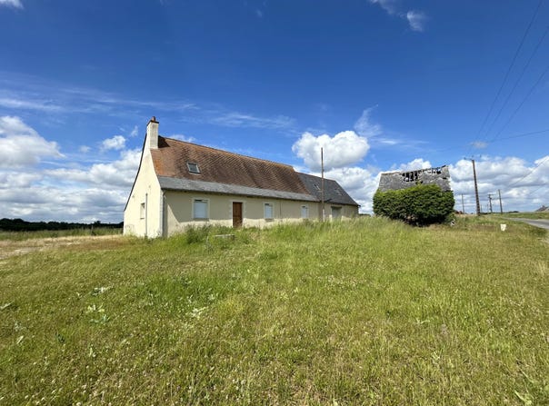 Channay-sur-Lathan, Indre-et-Loire 37330
