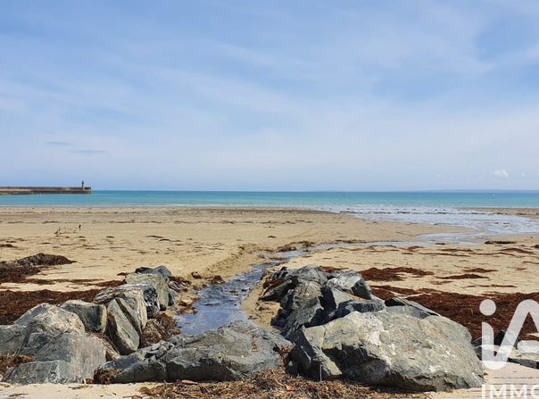 Binic-Etables-sur-Mer, Brittany 22250