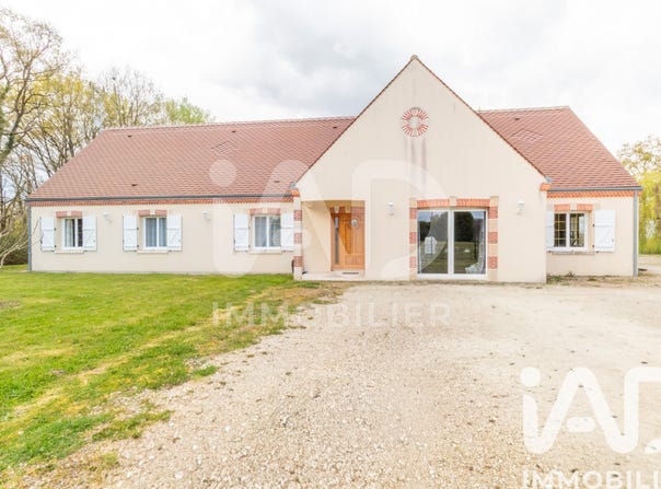 Lorris, Centre-Val de Loire 45260