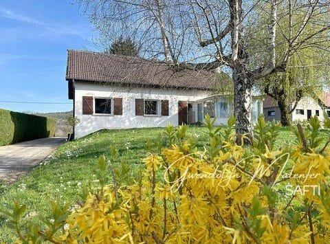 Mouchard, Franche-Comté 39330