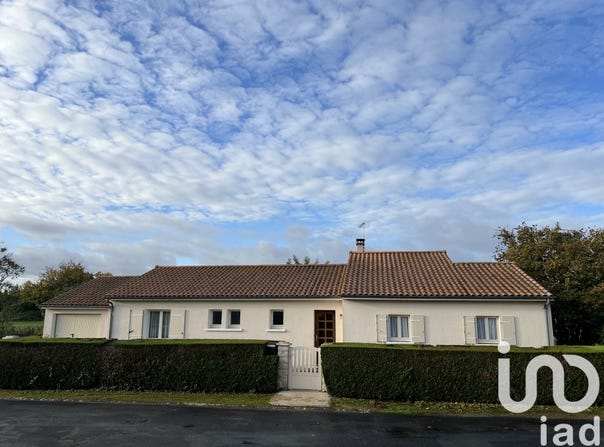 Lezay, Nouvelle-Aquitaine 79120