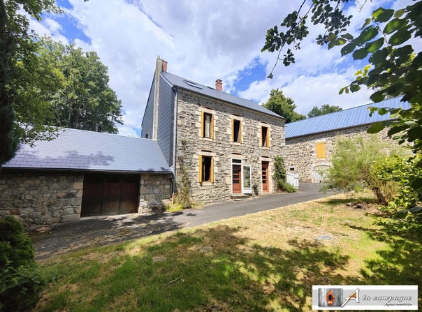 Charensat, Auvergne 63640