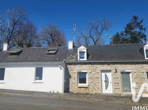 Pontivy, Brittany 56300