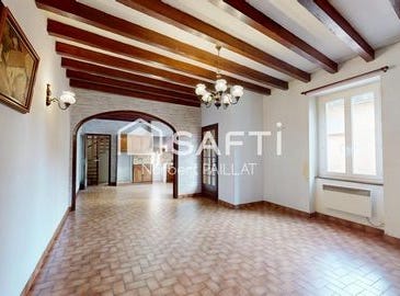 Vire, Bourgogne 71260