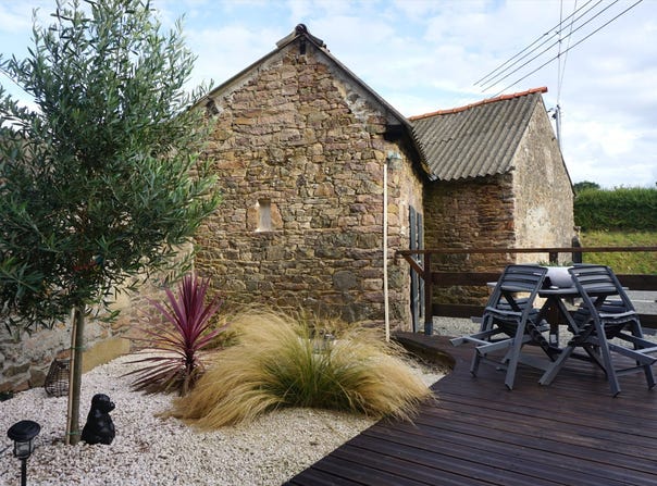 Yvias, Brittany 22930