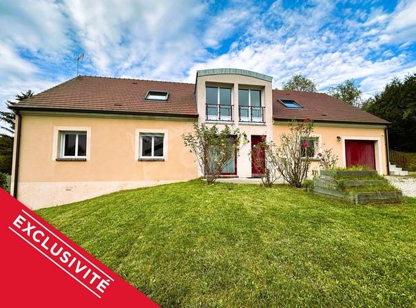 Joigny, Burgundy 89300