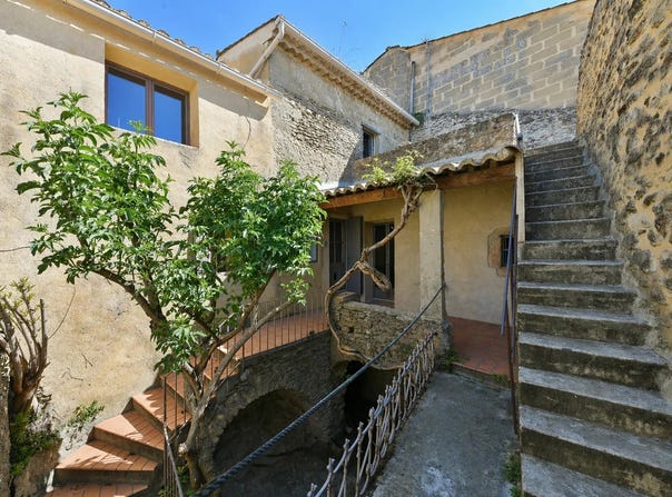 Uzès, Gard 30700