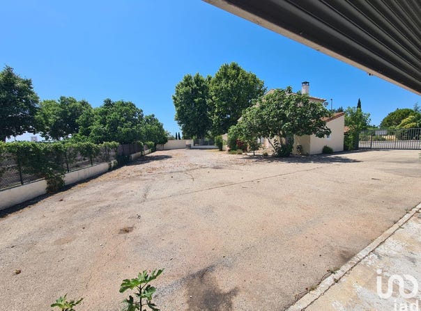 L'ISLE SUR LA SORGUE, Provence-Alpes-Côte d'Azur 84800