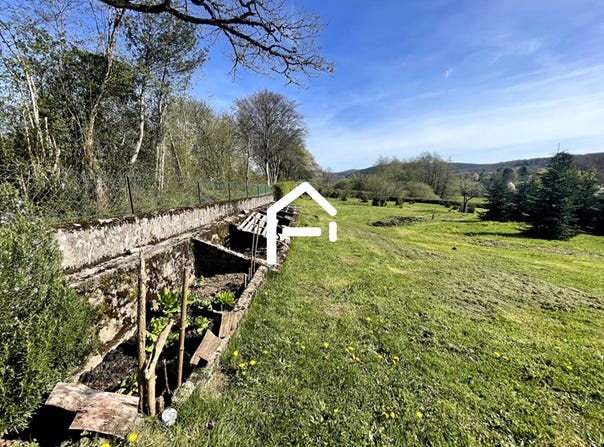 Dun-les-Places, Nièvre 58230