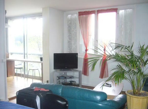 Rue Édouard Branly, Bron, Auvergne-Rhône-Alpes 69500