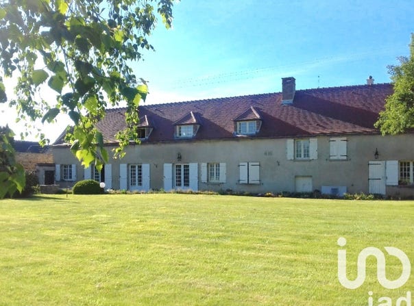 Varennes, Bourgogne-Franche-Comté 89144