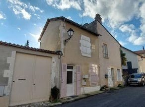 Saint-Savin, Poitou-Charentes 86310