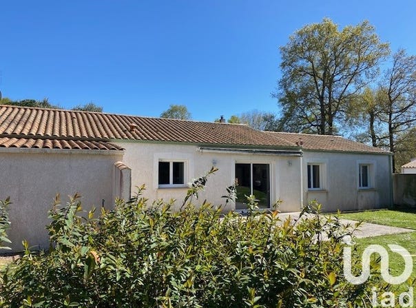 Chasnais, Pays de la Loire 85400