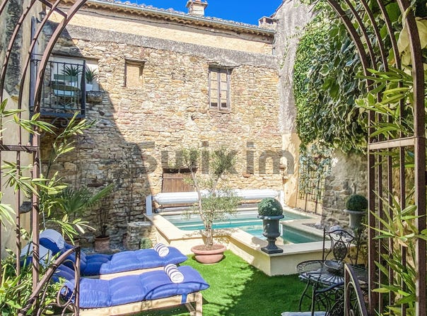 Uzès, Occitanie 30700