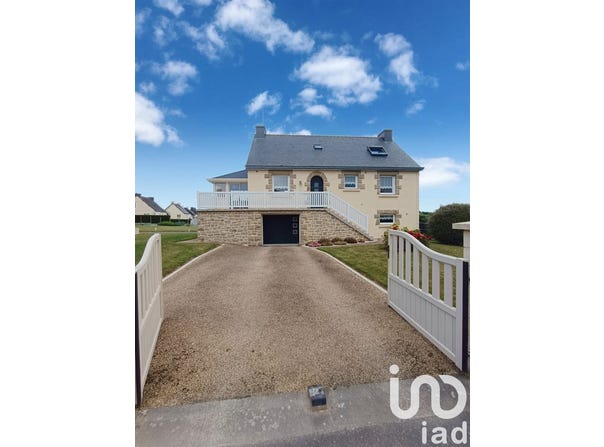 Plaintel, Brittany 22940