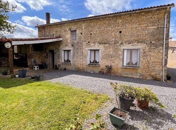 Chef-Boutonne, Poitou-Charentes 79110