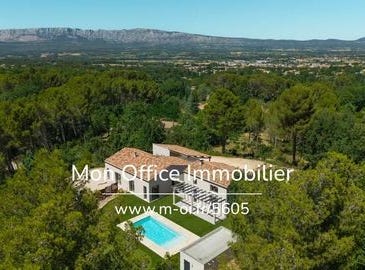 TRETS, Provence-Alpes-Côte d'Azur 13530