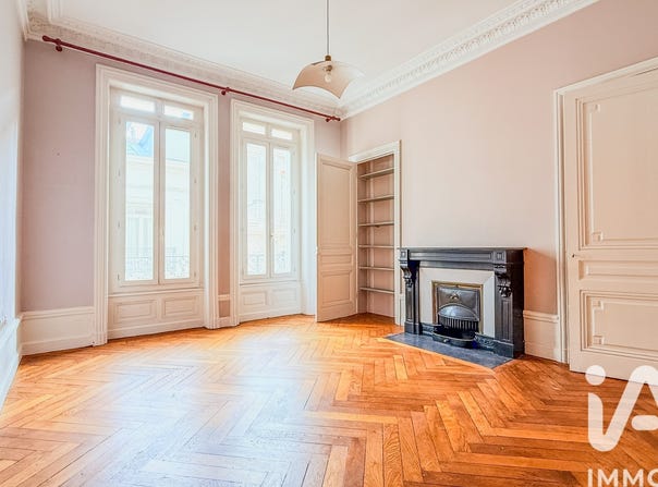 Saint-Étienne, Auvergne-Rhône-Alpes 42100