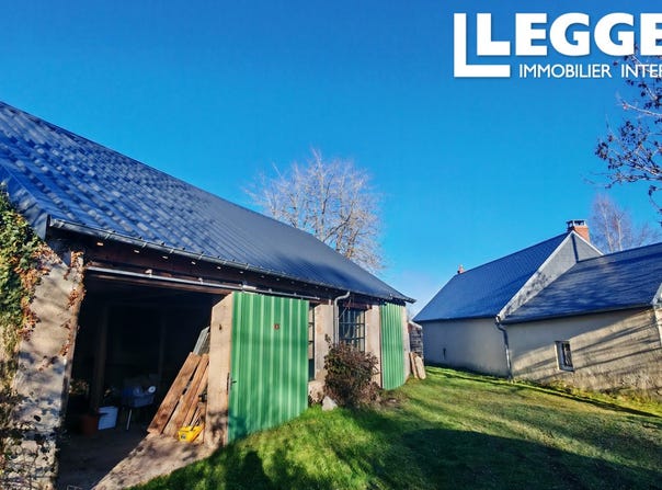 Gouttières, Auvergne-Rhône-Alpes 63390