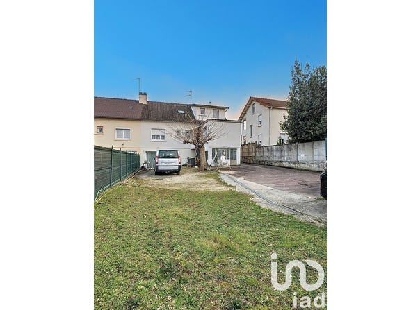 Varennes-sur-Seine, Île-de-France 77130
