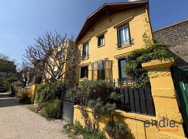 LES LILAS, Île-de-France 93260