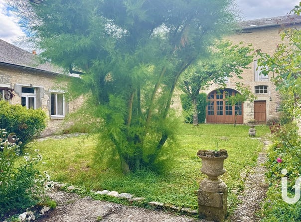 Nitry, Bourgogne-Franche-Comté 89310