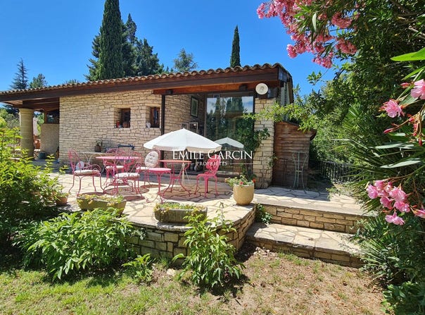 Manosque, Provence-Alpes-Côte-d'Azur 04100