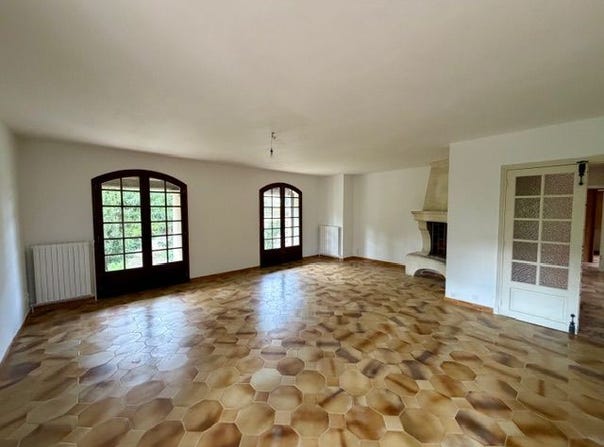 LUNEL, Occitanie 34400