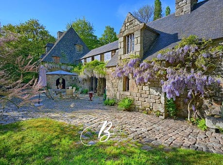 LANNION, Brittany 22300