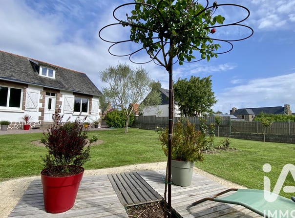 Lannion, Brittany 22300