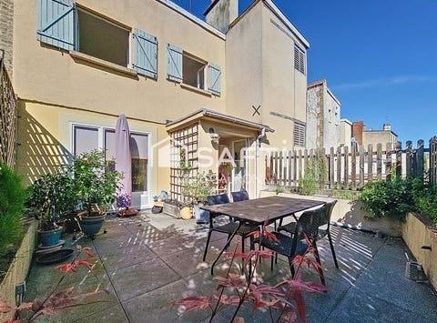 Reims, Champagne-Ardenne 51100