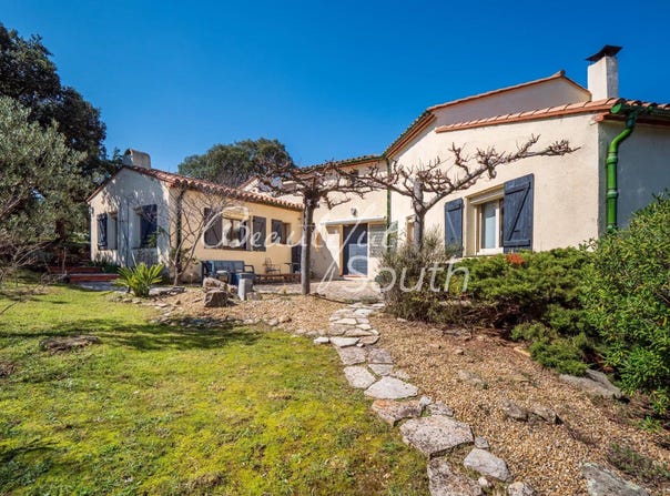 Montesquieu-des-Albères, Languedoc-Roussillon 66740